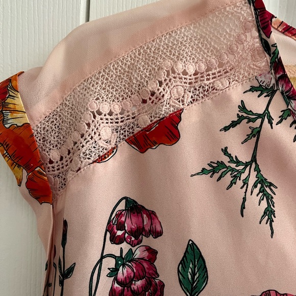 Express Peach floral blouse size Small - Picture 2 of 5